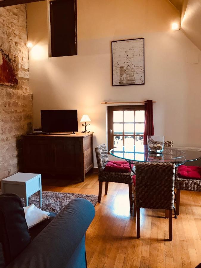 Les Appartements De Chablis Exterior photo